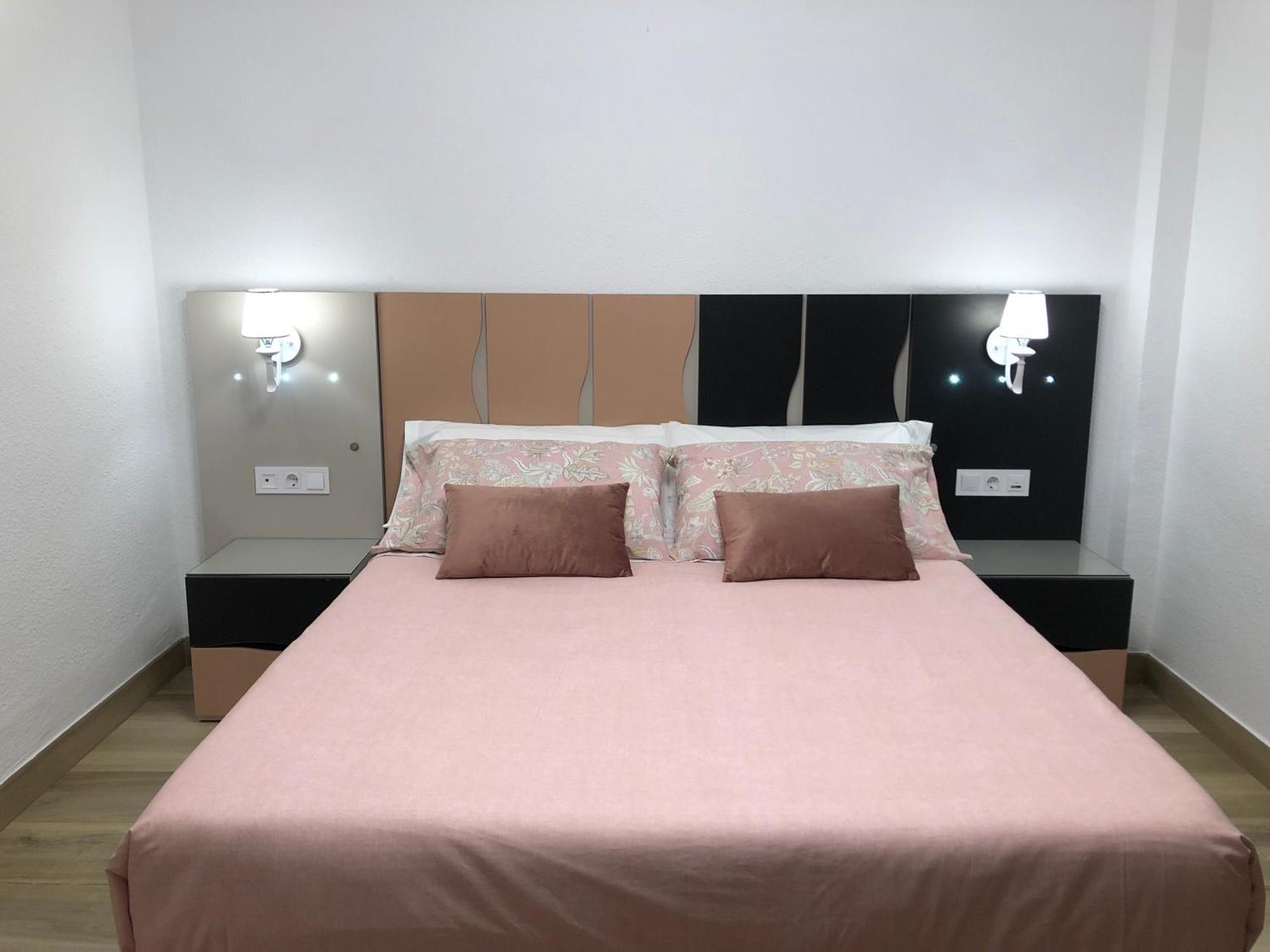 The Corner Of Dreams Hotel *